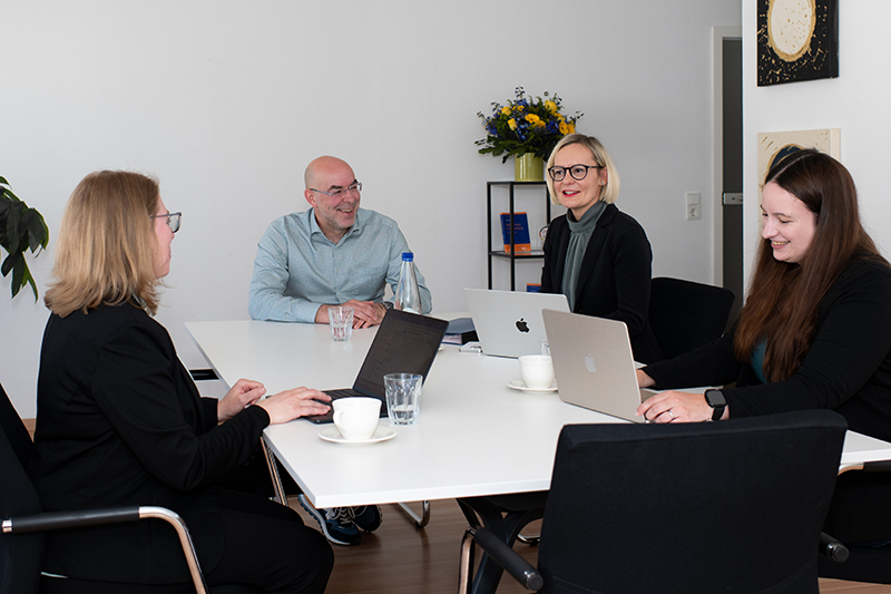 web_dury_consult_datenschutzbeauftragter.jpg
