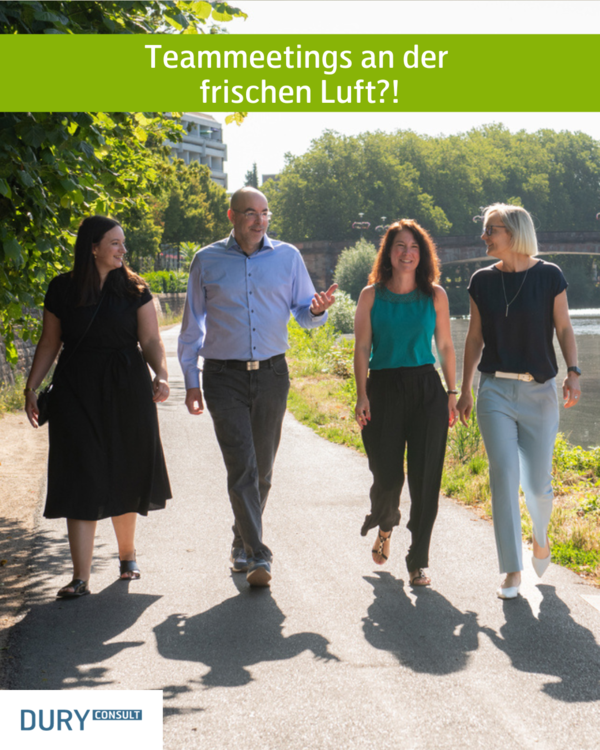Teammeetings beim Spazierengehen